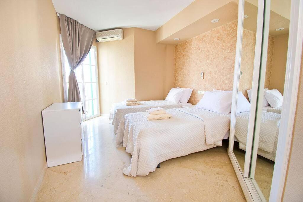 Spectacular Apartment In Matchroom Country Club Fuengirola Kültér fotó