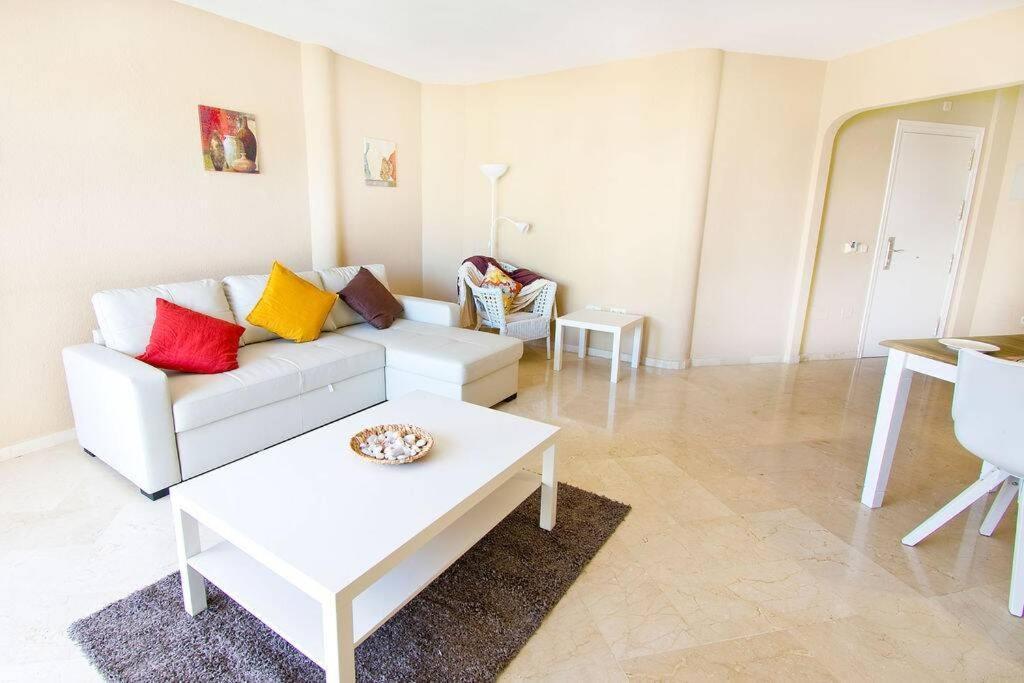 Spectacular Apartment In Matchroom Country Club Fuengirola Kültér fotó