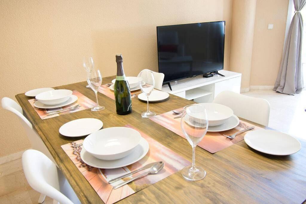 Spectacular Apartment In Matchroom Country Club Fuengirola Kültér fotó